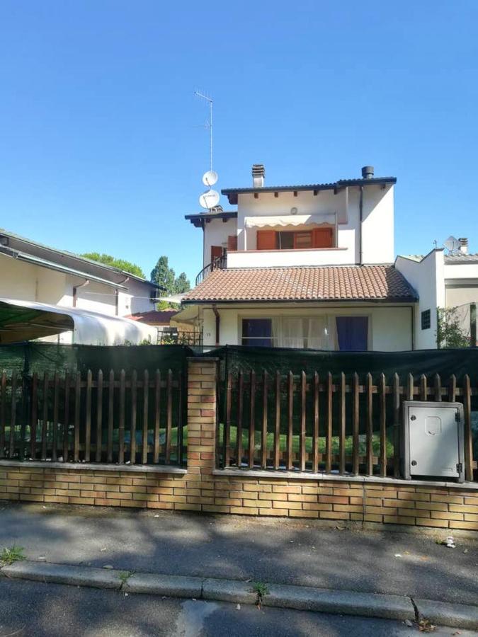 Charming House In Marina Di Ravenna With Fenced Garden Villa Luaran gambar